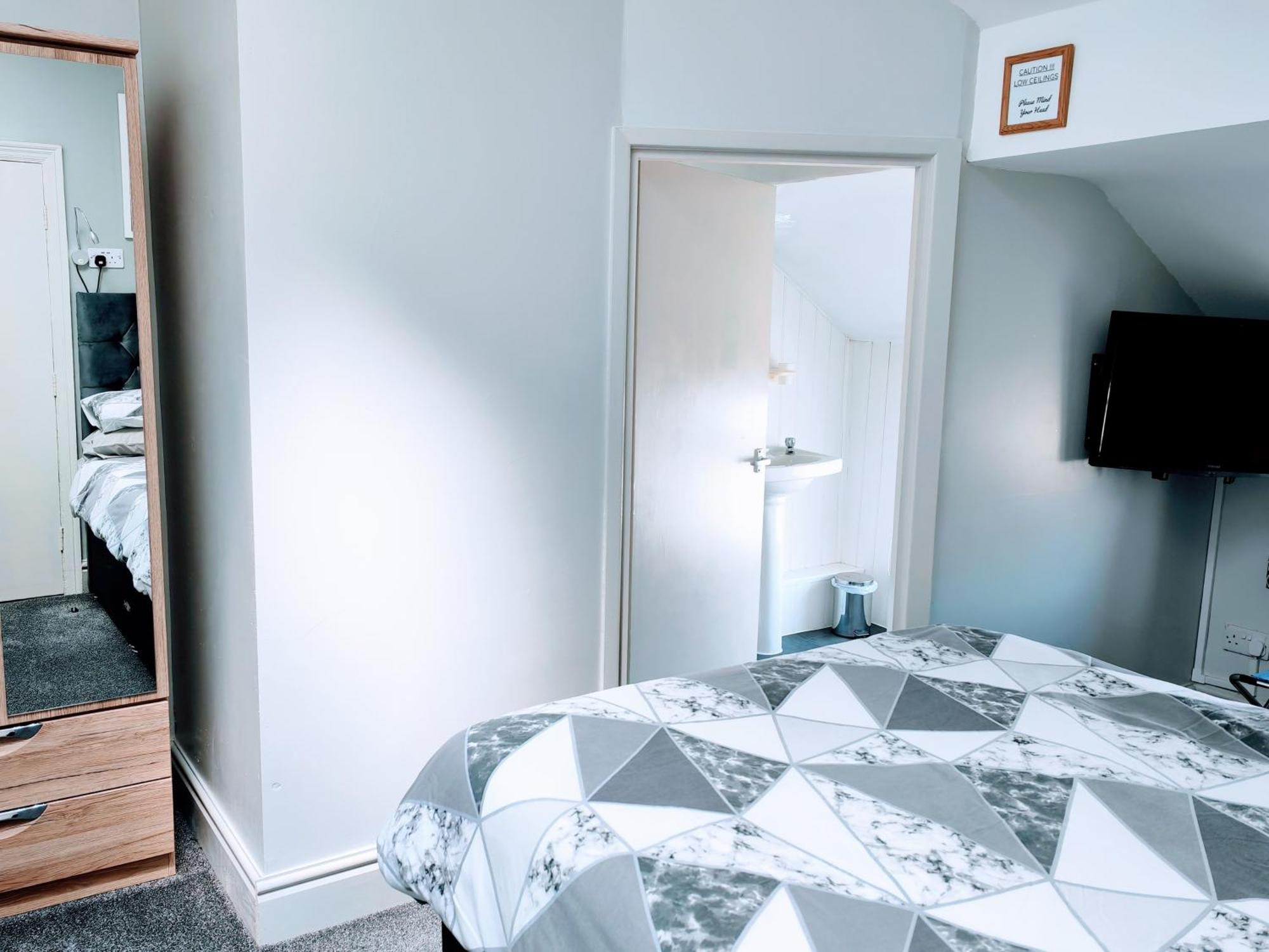 Seahawk Holiday Apartments Cleveleys Eksteriør billede